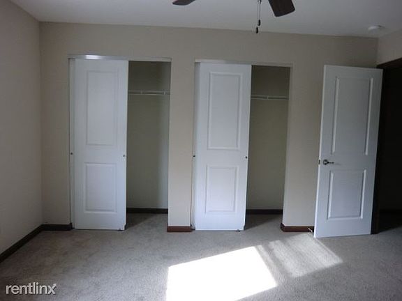 37 Heritage Master Bedroom Closet