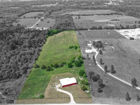 W 359th St, Osawatomie, KS 66064