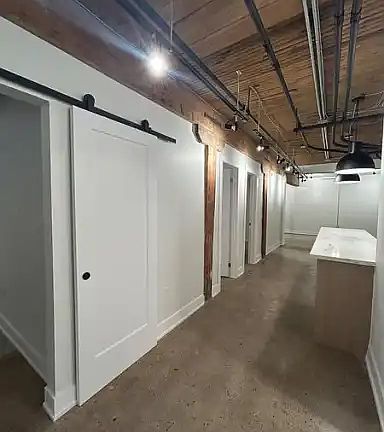 4th image of 34 Noble St #1A