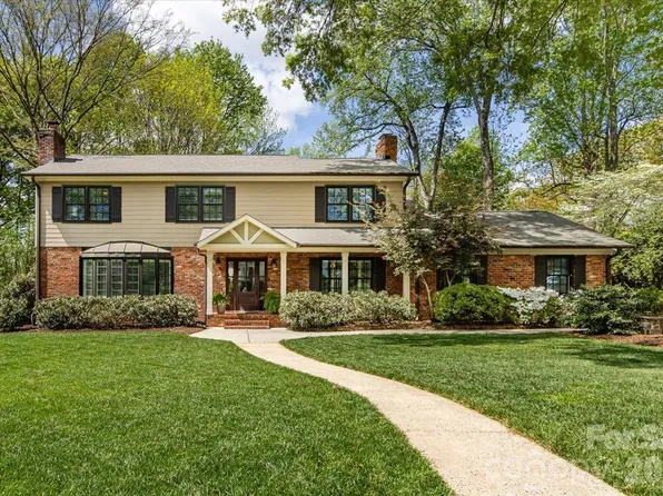 308 Robmont Rd, Charlotte, NC 28270