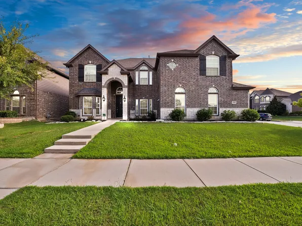 5100 Windstone Dr, Fort Worth, TX 76244