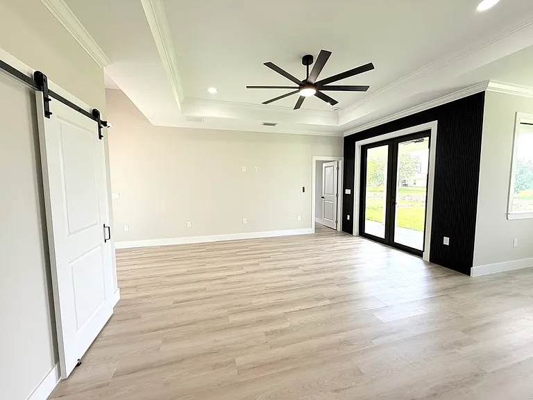 1019 Cedartree Ave — Photo 7
