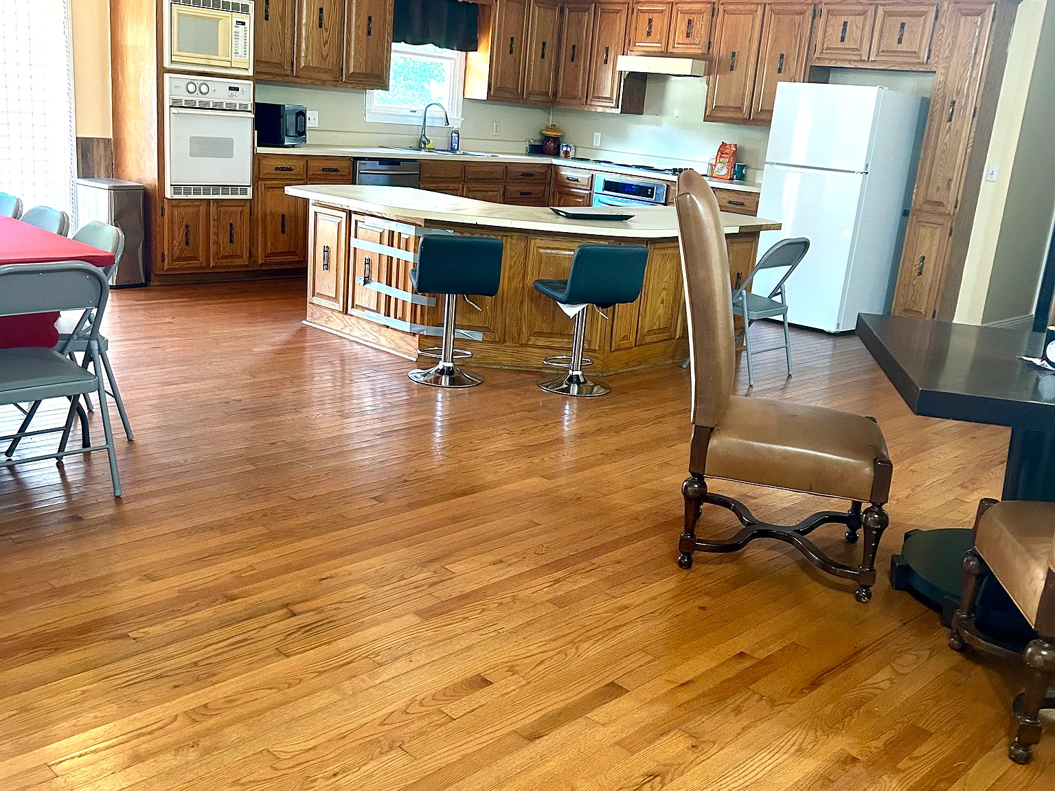 3 bed, 2316 sqft, $2,250 — Photo 3