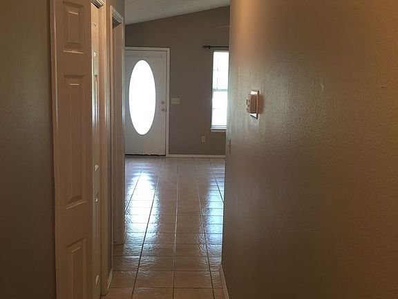 2nd image of 1656 N Timbercrest Ave