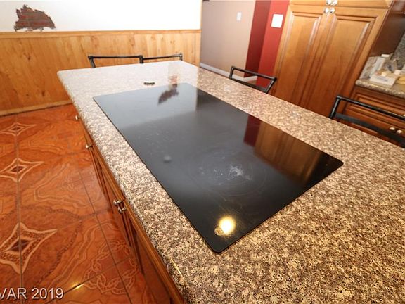 5th image of 4455 Patterson Ave