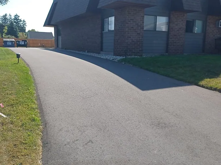 1025 Willow Ave — Photo 34