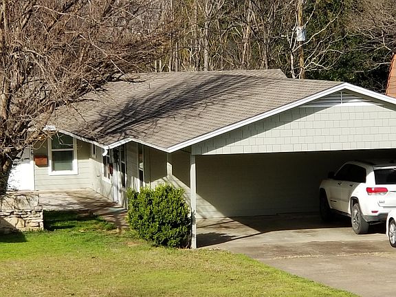 3rd image of 3726 Byers Ave