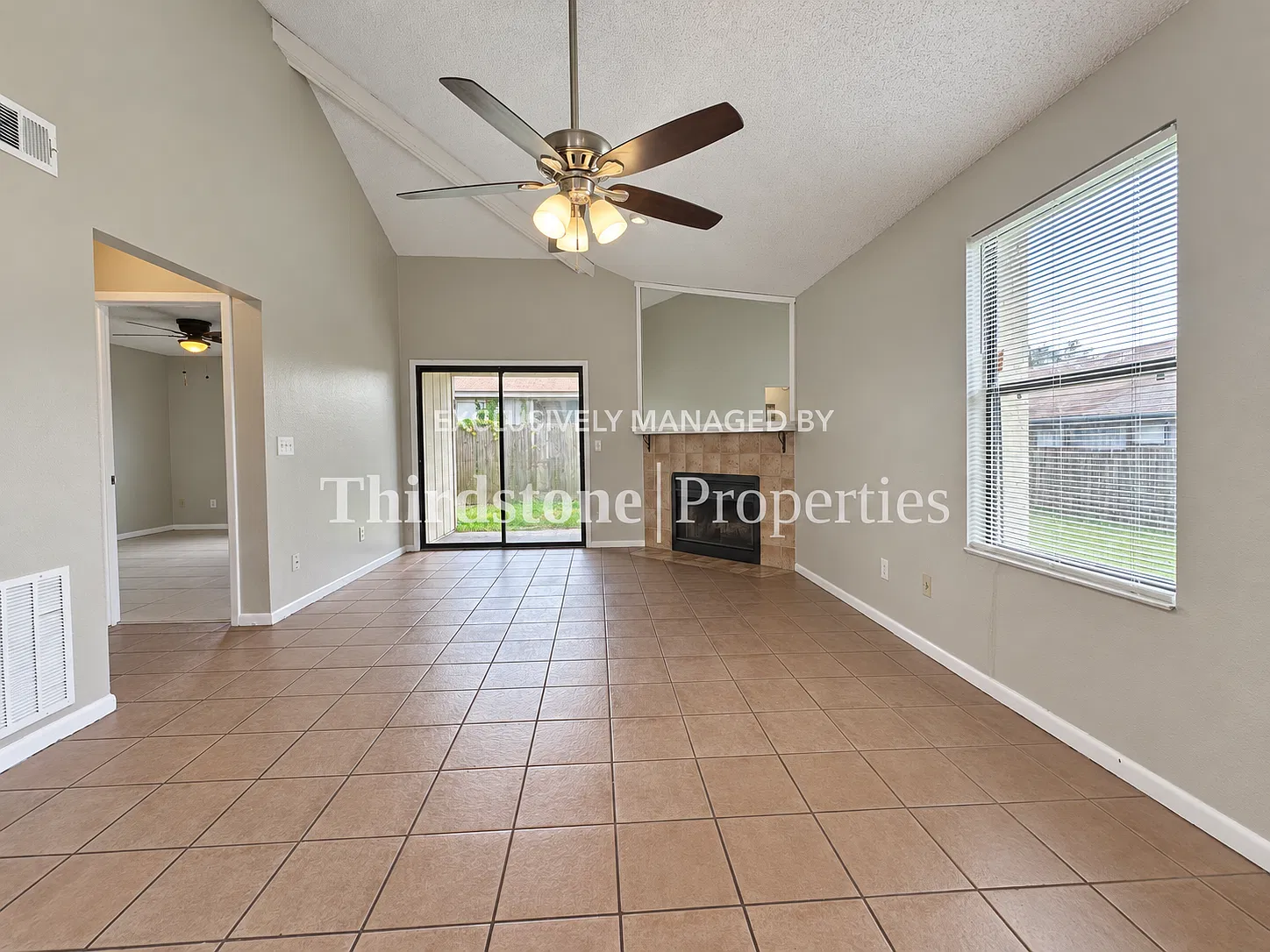 1324 Jefferson Ave APT D, Orange Park, FL 32065 — Photo 2
