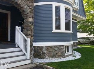 510 Centre St, Newton, MA 02458