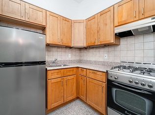 30-01 Newtown Ave #2Q, Astoria, NY 11102