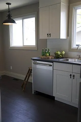 2 bed, 1.0 bath, 800 sqft, $1,300 — Photo 4