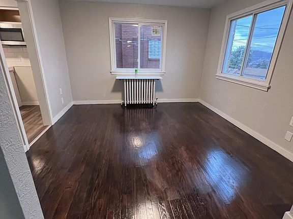 Dining Room w hardwoods