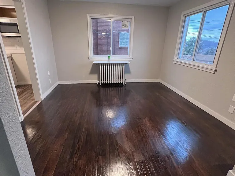 Dining Room w hardwoods