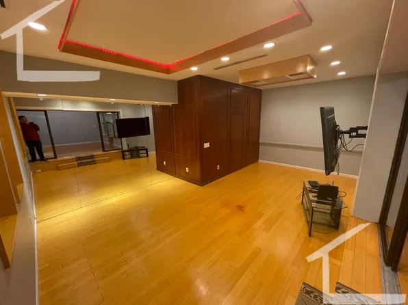 50-56 Broadlawn Park #410, West Roxbury, MA 02132