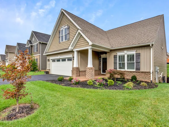 2429 Foxfield Ct, Salem, VA 24153