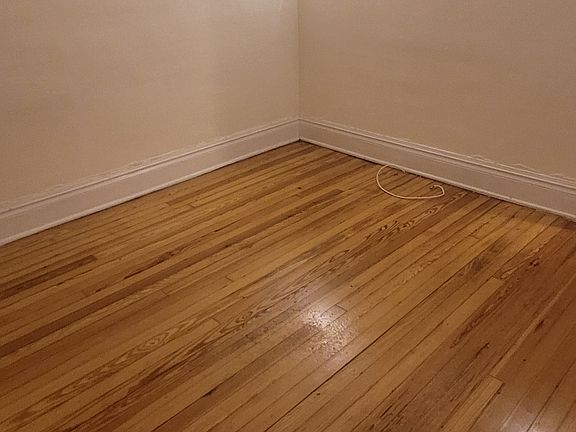 5th image of 93 Inwood Pl Floor 1