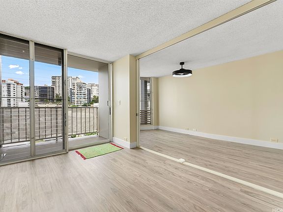 3rd image of 1535 Pensacola St APT 910