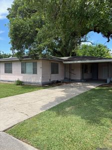 318 W Ascension St, Gonzales, LA, 70737