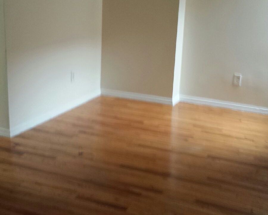 2nd image of 250 86th St