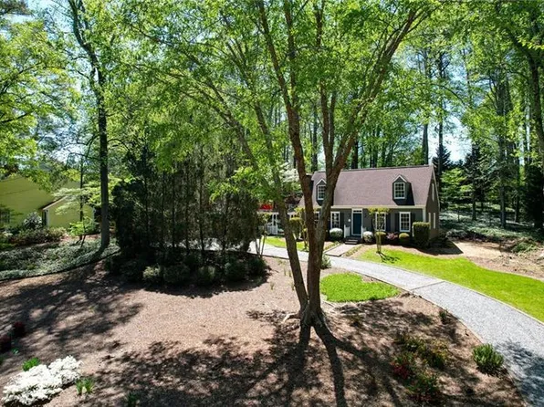1745 Shady Hill Rd NE, Marietta, GA 30068