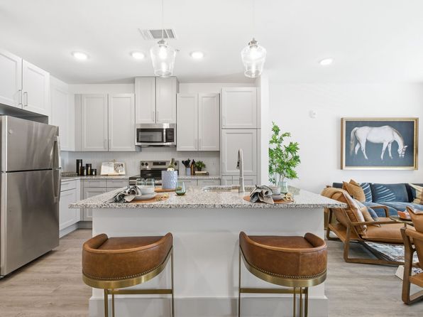 1570 Heritage Dr #1112