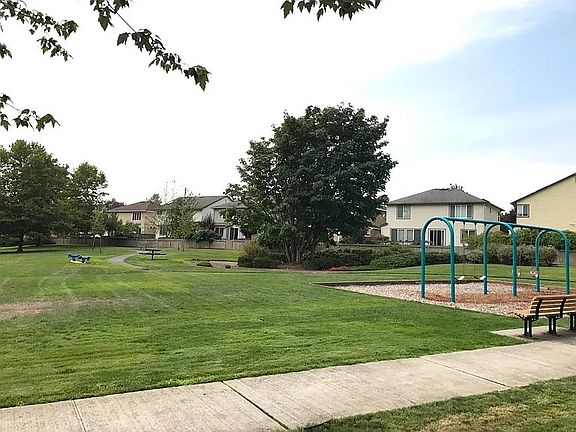 4th image of 6815 191st Pl NE