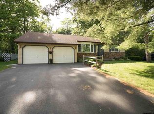 104 Sylvia Ln, Schenectady, NY 12306