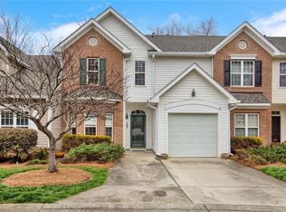 120 Misty Waters Ln, Jamestown, NC 27282