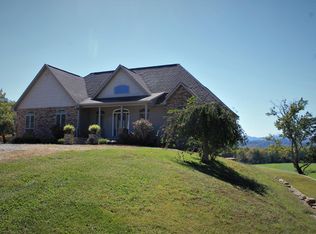 1922 Ridge Rd, Robbins, TN 37852