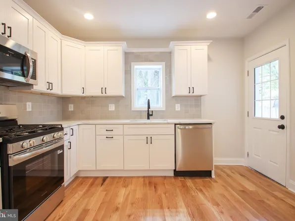 3905 Walnut Ave, Baltimore, MD 21206