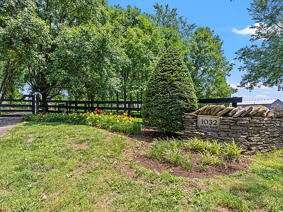 3rd image of 1032 Falcon Wood Way