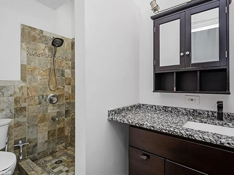 2245 N Sawyer Ave #2 — Photo 9
