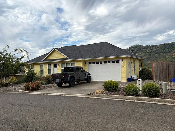2nd image of 640 N View Dr