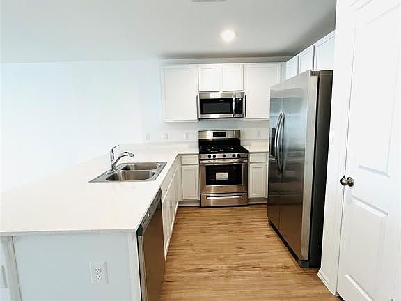 3rd image of 4118 Holland View Ln