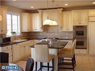 3rd image of 202 Blue Spruce Dr