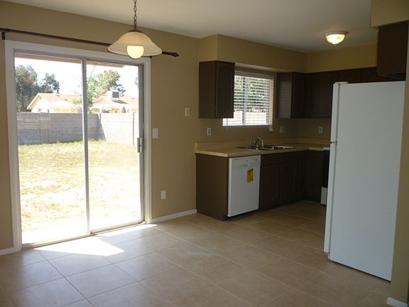7837 E Garnet Ave 011_06112015