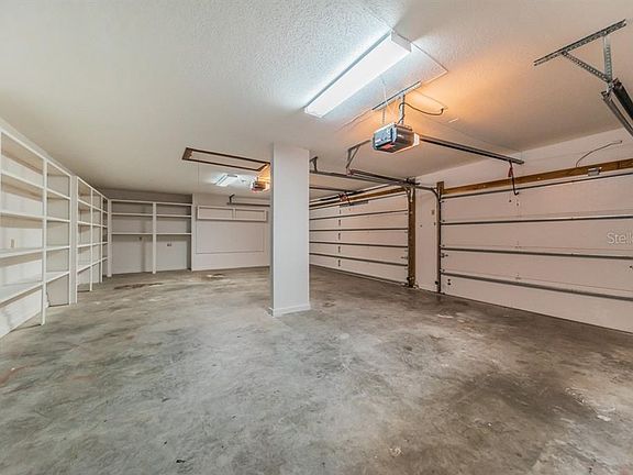 3rd image of 883 Royal Birkdale Dr