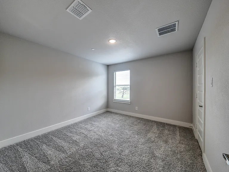 1218 Chestnut Ct #E — Photo 5