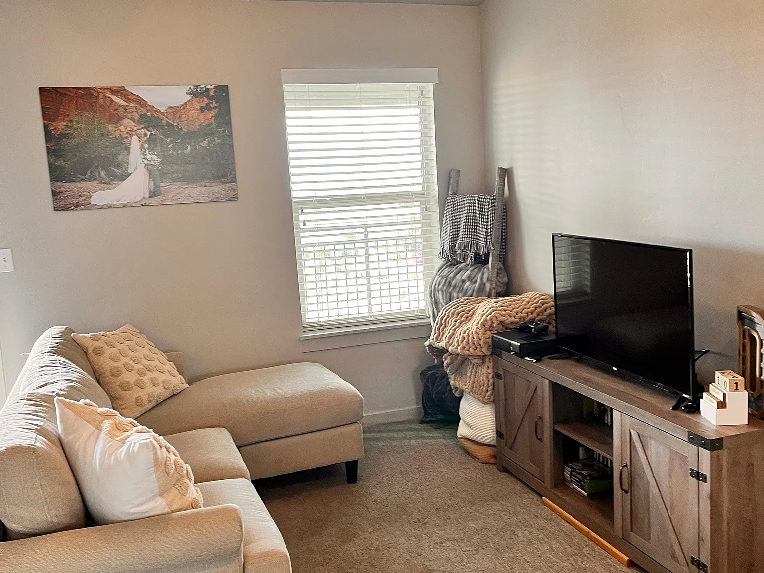 2 bed, 900 sqft, $1,350 — Photo 4
