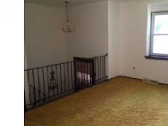 3rd image of 503 Pemberton Blvd