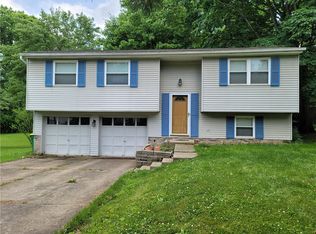 129 Crossland Rd, Butler, PA 16002