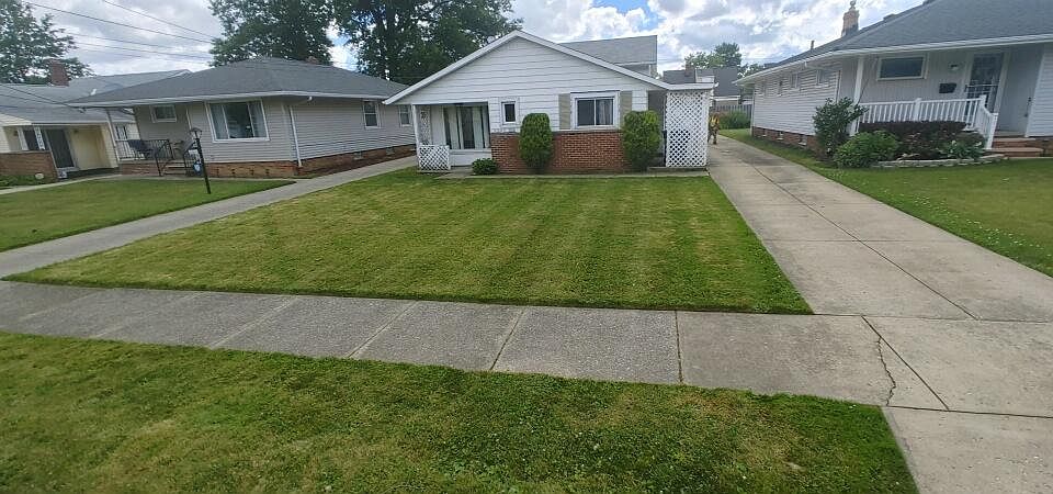 1st image of 5365 E 134th St