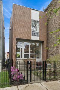 6233 S Greenwood Ave, Chicago, IL, 60637