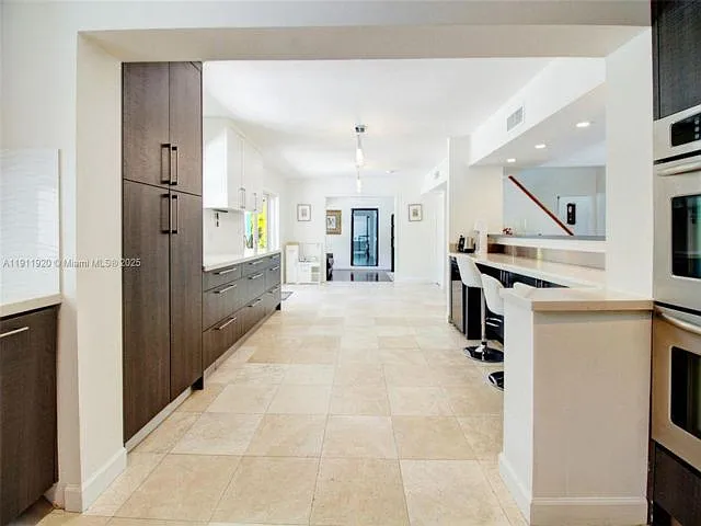 6900 SW 104th St — Photo 14