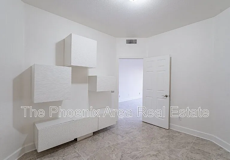4663 S Oleander Dr — Photo 25