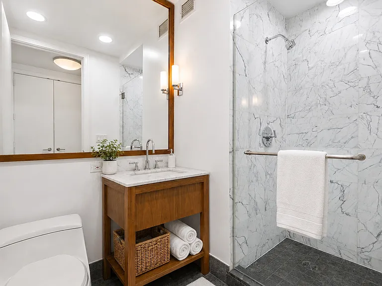 1 Morton Sq #10AW — Photo 14