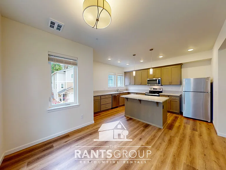 Forest Park Townhomes — Photo 19