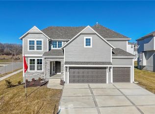 2758 W Park St, Olathe, KS 66061