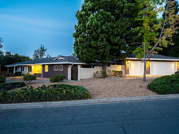 2nd image of 14198 Juniper Ln
