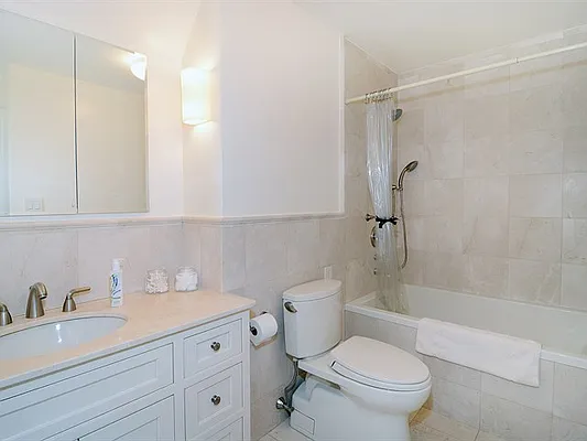 Sold by Robert E. Hill  | media 7